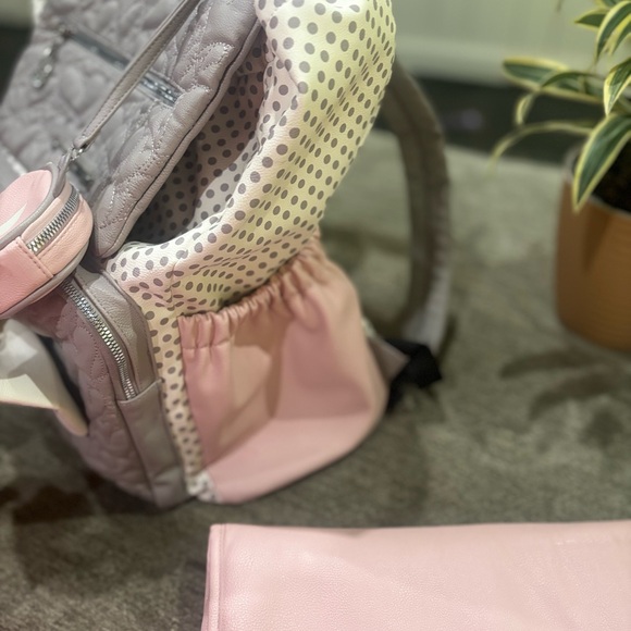 Betsy Johnson Diaper Bag with Changing Pad - Picture 6 of 6